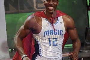 杨毅曾言：我不同意霍华德单核带队进总决赛这说法，他在魔术不是进攻发起点